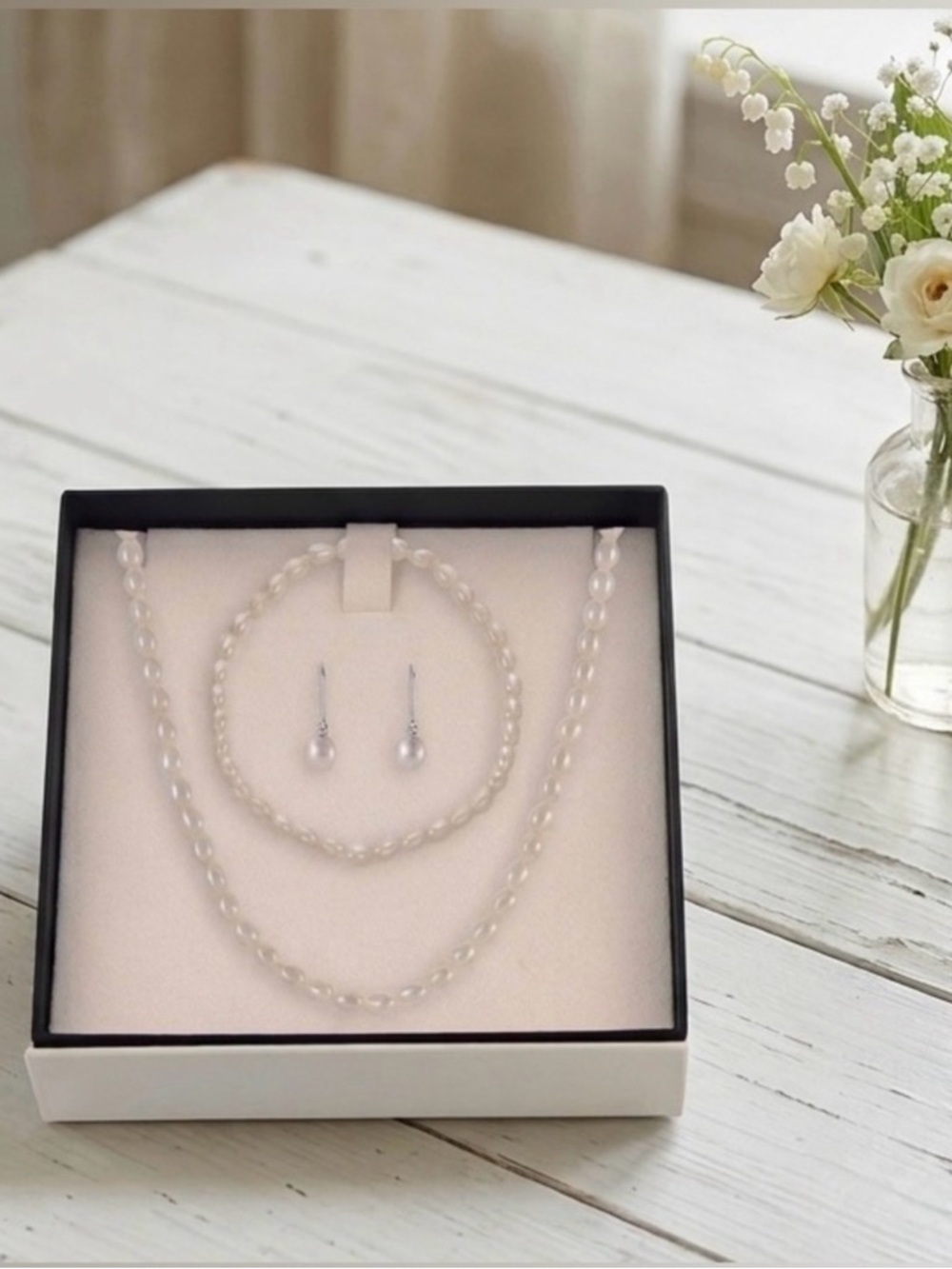 Kay Jewelers Freshwater Cultured Pearl Necklace, Bracelet & Drop Earrings Set